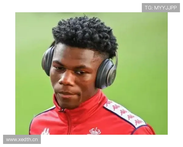 奥雷利安·楚阿梅尼:欧冠+西甲双冠达成荣誉突破 奥雷利安·楚阿梅尼:欧冠+西甲双冠达成荣誉突破