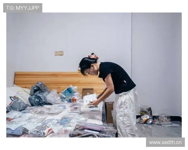 余依婷训练完直接去奢侈品店扫货，这体力分配给我一天工资都撑不住