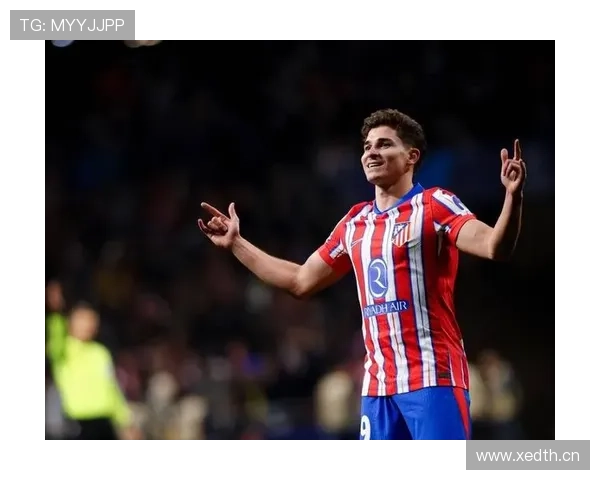 阿尔瓦雷斯：从河床新星到曼城多面手的生涯阶段与角色演变分析